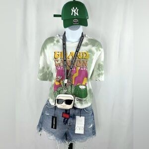 Women's Size XL Grand Canyon Cropped Graphic T-Shirt Bad Bunny Video NWT.